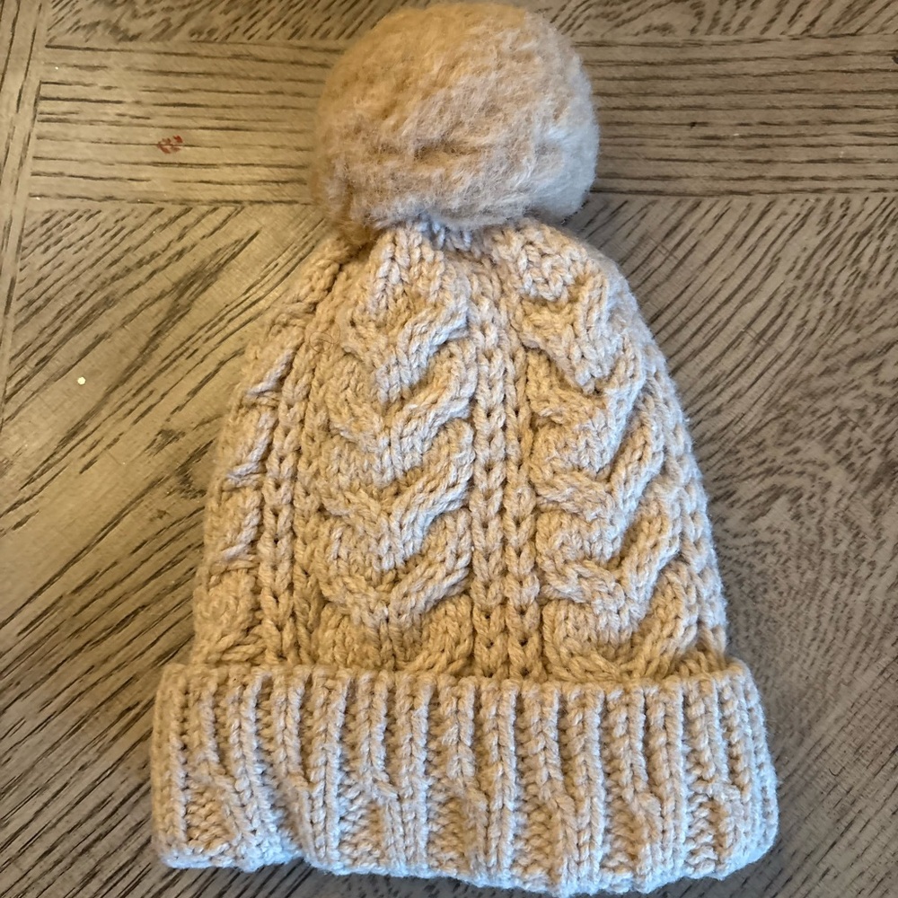 🍒4/$15 Time and Tru Tan Knit Beanie